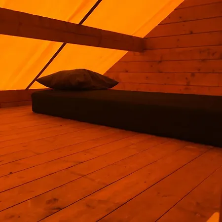 Konijntje Huisje Glamping * Voorthuizen